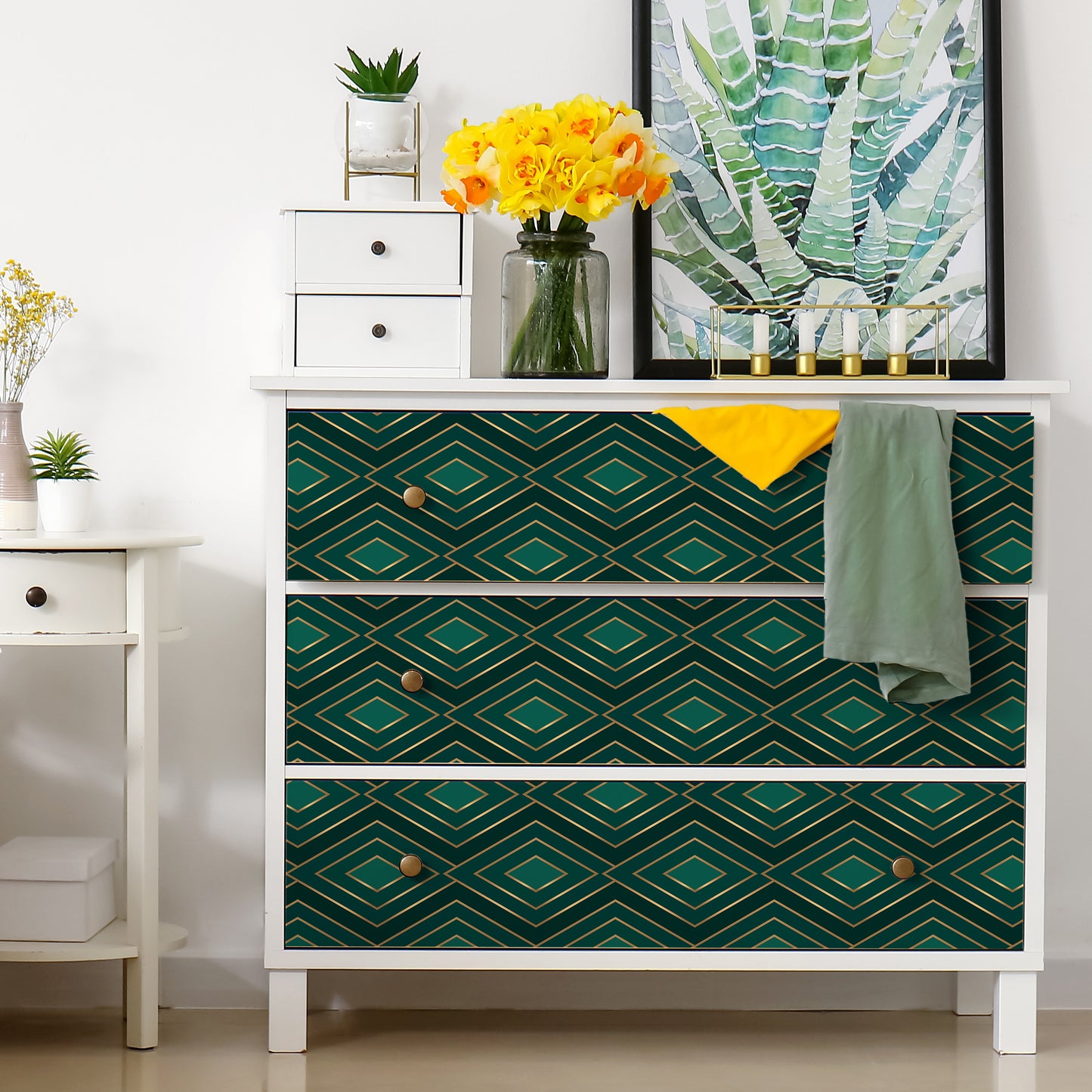 Green Gold Geometric Wallpaper